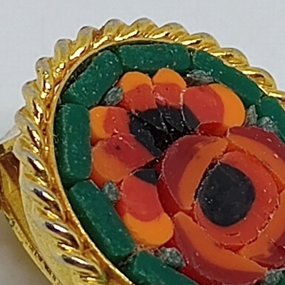 * vintage micro mosaic flower gold tone clip on earrings - Picture 4 of 7